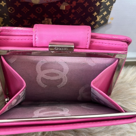 CHANEL Bifold Wallet Card Coin Bill Case Purse hot Pink - Picture 10 of 10